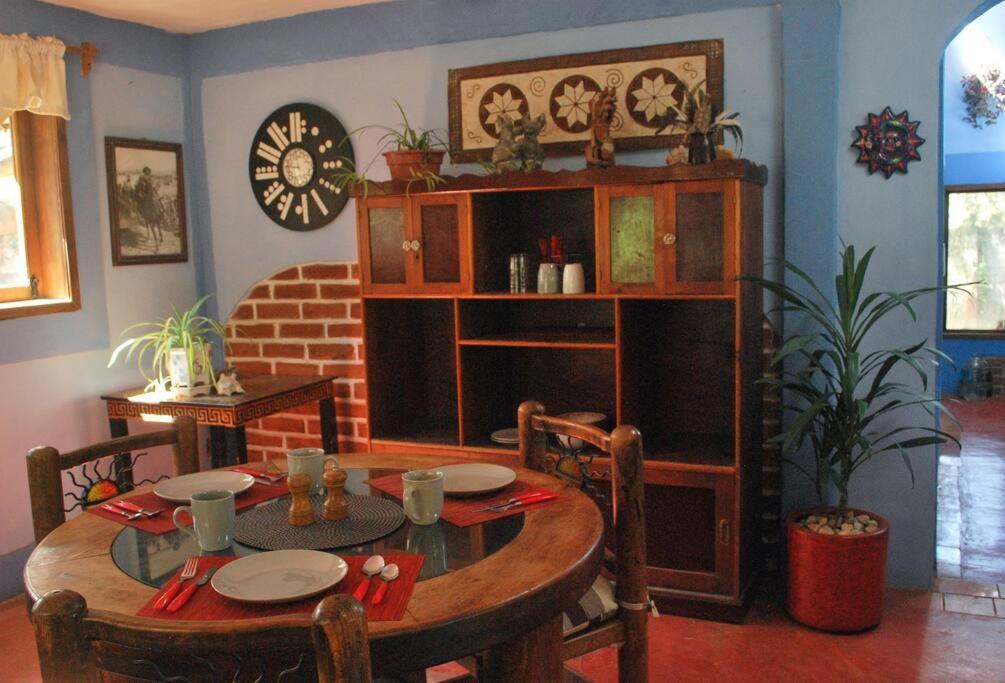 Hostal Casa 4 Estaciones, Coliving & Nature Сан-Кристобаль-де-Ла-Касас Экстерьер фото